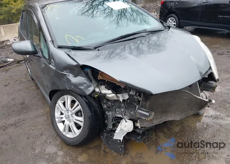 2011 Honda Fit Sport z USA, uszkodzony, nr VIN JHMGE8H69BS007767